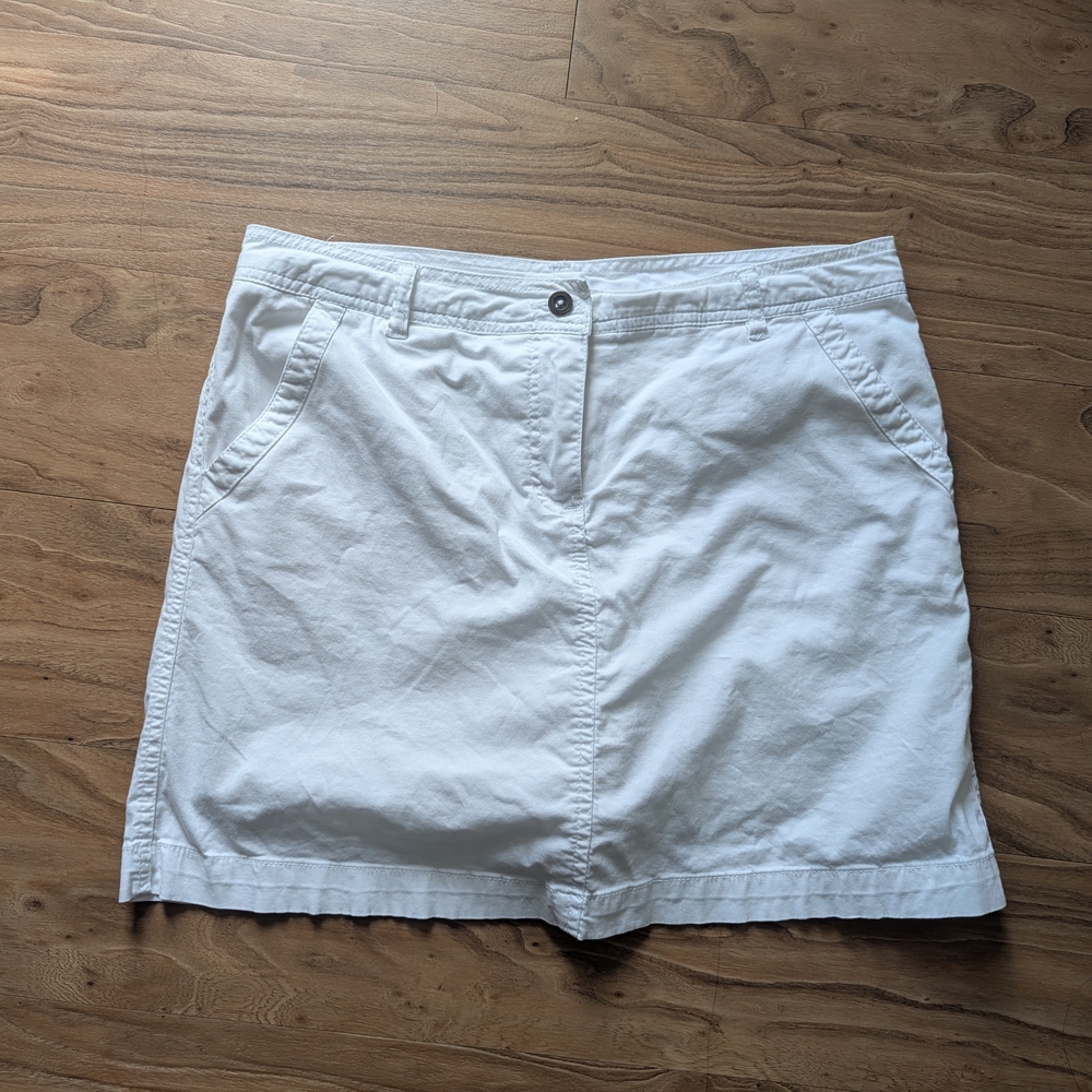 Laura Scott Classic White Women's Skort